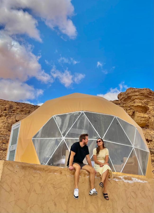 Royal Luxury Camp Hotel Wadi Rum Buitenkant foto