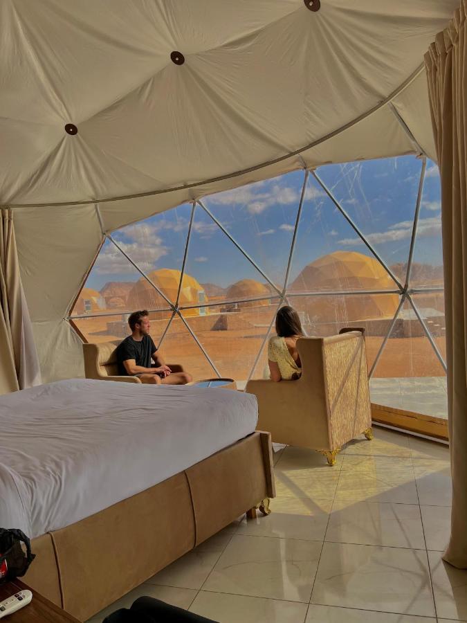 Royal Luxury Camp Hotel Wadi Rum Buitenkant foto