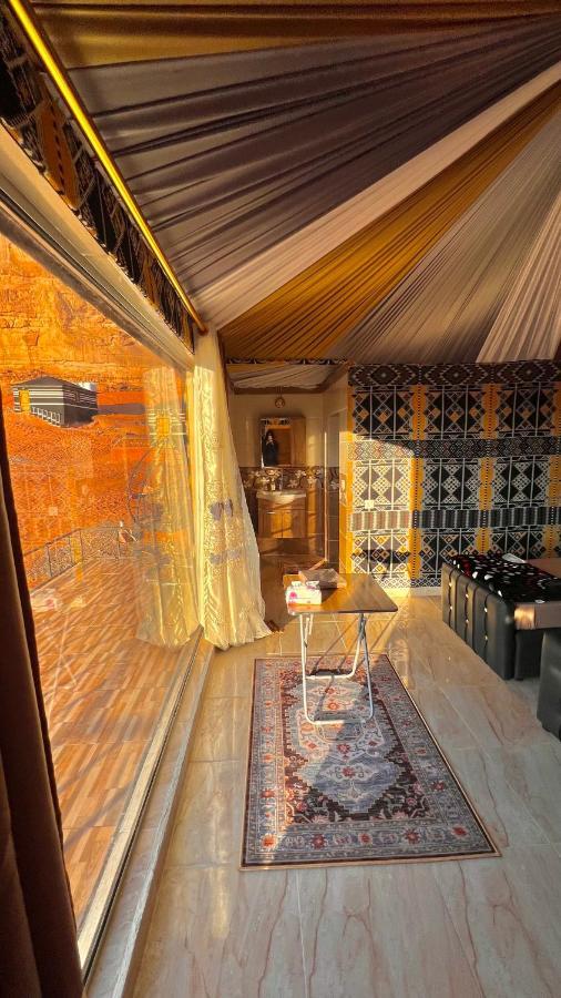 Royal Luxury Camp Hotel Wadi Rum Buitenkant foto