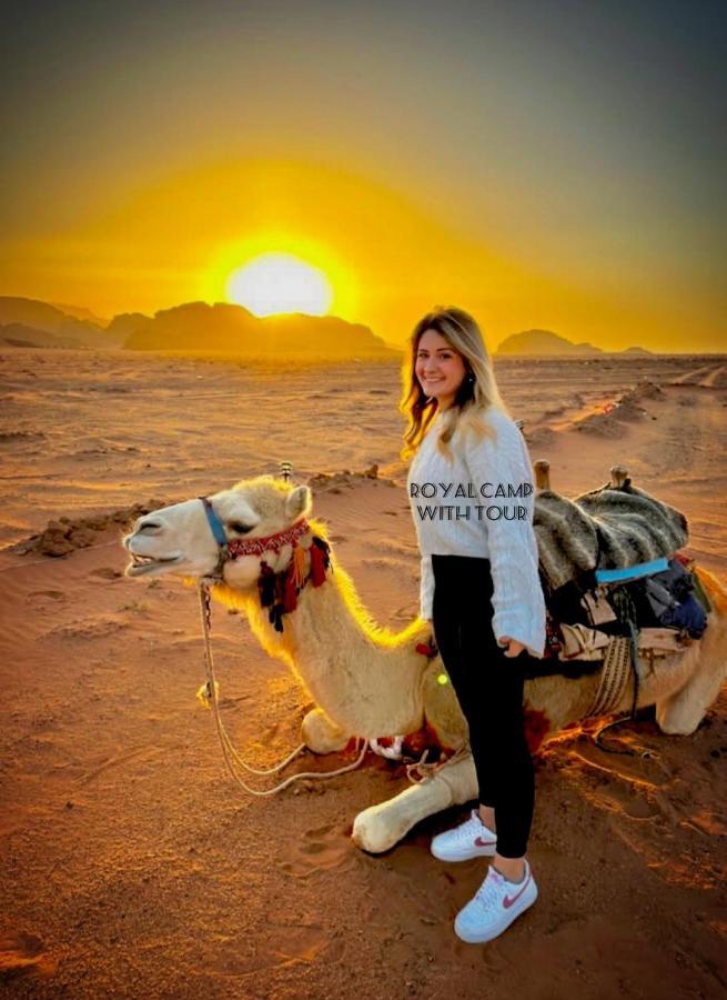 Royal Luxury Camp Hotel Wadi Rum Buitenkant foto