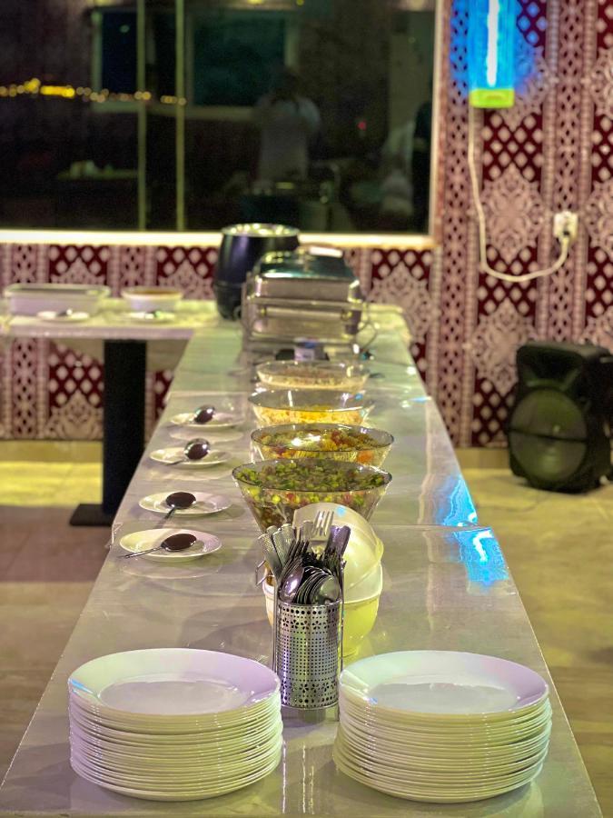 Royal Luxury Camp Hotel Wadi Rum Buitenkant foto